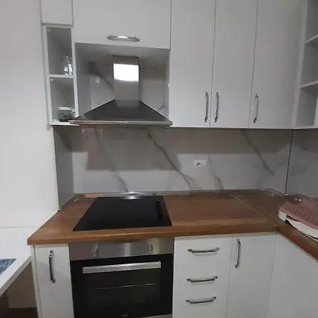 Lalzi Bay, Lura 3 Lägenhet *
