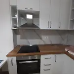 Lalzi Bay, Lura 3 Lejlighed *
